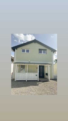 Wohnen mit Weitblick – Einfamilienhaus mit Garten und Platz für Pferde