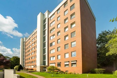 Gut geschnittene 2,5-Zimmer-Wohnung mit Balkon und Blick ins Grüne in Hamburg-Lurup