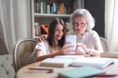 Großeltern, Eltern und Kinder, alle unter einem Dach - Mehrgenerationenhäuser von Bien-Zenker
