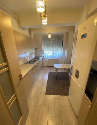 Stilvolle, modernisierte 2-Zimmer-Wohnung mit Balkon und Einbauküche in Salem