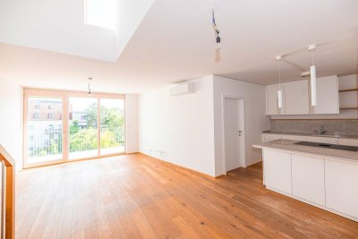 Traumwohnung mit 50 m² Dachterrasse, E-Ladestation und Topausstattung