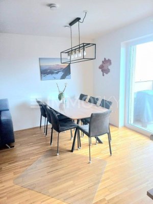 Stilvoll, hochwertig, modern wohnen mit Tiefgarage und Balkon!