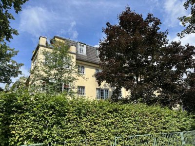 Bezugsfreie Dachgeschosswohnung im begehrten Leutzscher Villenviertel – ideal für Eigennutzer