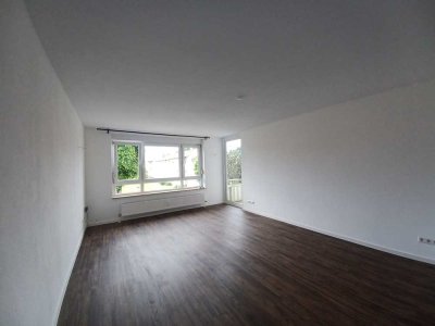 OG-Wohnung mit Balkon!