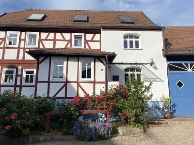 Geräumiges Fachwerkhaus  plus Nebengebäude in Mömbris