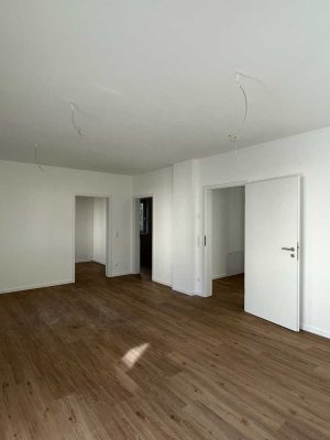 Zentral gelegene 3-Zimmer Wohnung (Erstbezug nach Modernisierung)