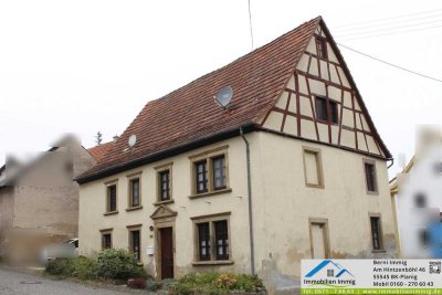 Charmantes Ein- oder Mehrfamilienhaus in Becherbach Roth
