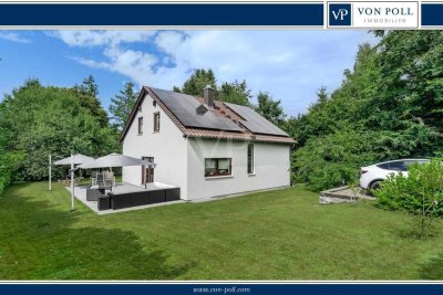 Modernes A+ Niedrigenergiehaus in schöner Wohnlage direkt am Waldrand mit großzügiger Außenanlage