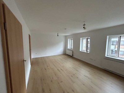 Frisch renovierte 1-2 Zimmer Wohnung in Mönchengladbach Odenkirchen