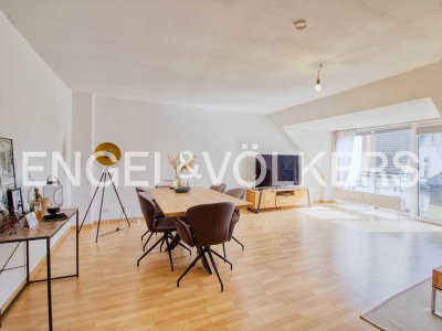 Großzügige und schöne 3-Zimmer Dachgeschosswohnung