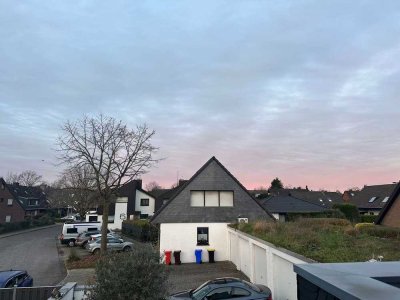 DHH auf schöner Sackgassen in Krefeld beste Lage, Nähe von ISR, ISD, Düsseldorf, Neuss, Meerbusch