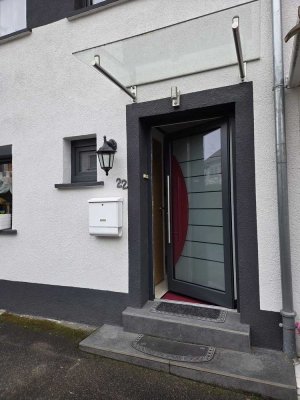 Sonniges Reihenhaus mit großer Süd-Terrasse,  provisionsfrei!