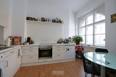 Hochwertige 1 ZKB-Wohnung mit Schwedenofen am Altstadtrand!