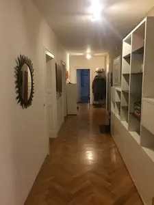 Exklusive, modernisierte 4- Zimmer Wohnung in Schwabing