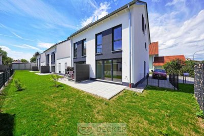 Neubau-DHH  mit Stil & Garten - Jetzt einziehen & wohlfühlen! ++ Decker Immobilien++