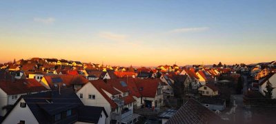 Stilvolle, gepflegte 4-Raum-Maisonette-Wohnung in Geislingen mit Blick auf die Burg Hohenzollern