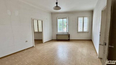 Charmanter Altbau mit Potenzial: 65 m² große Wohnung mit niedriger Miete für kreative Macher!