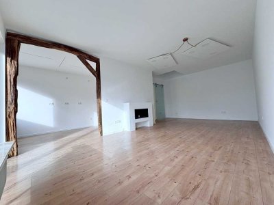 Wohnung mit 150 qm Garten und Balkon für kleine Familien und Paare