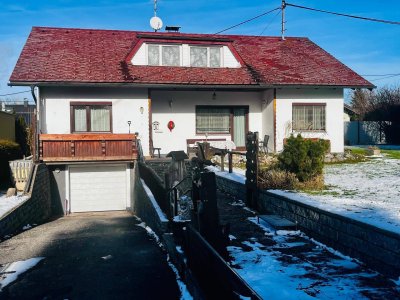 ROHDIAMANT MIT WEITBLICK - GROSSZÜGIGES EINFAMILIENHAUS MIT AUSBAUPOTENZIAL IN LAAKIRCHEN / OBERWEIS