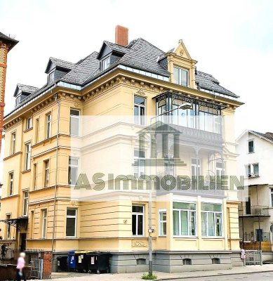 AS IMMOBILIEN: 125m² große, sanierte 4-Zimmer Altbauetage, Einbauküche, Balkon in Wiesbaden