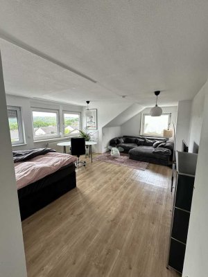 Große helle Wohnung mit Einbauküche in Marburg