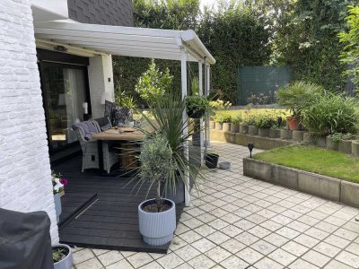 Zweifamilienhaus mit Garten und Garage in ruhiger Wohnlage in Erkelenz-Kückhoven