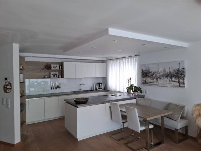 Privatverkauf-Wohnung mit Doppelhaus-Charakter!