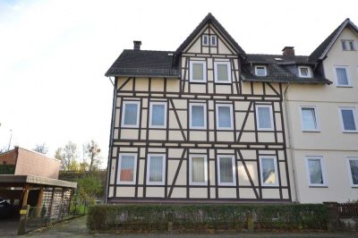 Wohnhaus mit 3 Wohneinheiten und Nebengebäude in 37627 Stadtoldendorf!