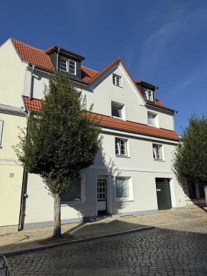 Schöne, großzügige 3-Zimmerwohnung mit Vollbad, citynah
