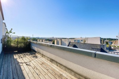 MODERNE WOHNUNG - Dachgeschoss - BJ 2020 - 2,5 Zimmer - ca. 79m² NFL - Private Dachterrasse - Lift - KLIMA - Schloss Schönbrunn