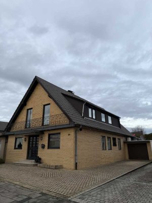 Exklusives freistehendes Haus in Premiumlage – Wohnen auf einer Ebene, nur 100 m vom See