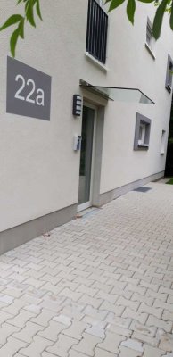 Neubau in Citynähe - Schmuckstück für Singles