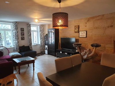 Ansprechende und sanierte 3-Zimmer-EG-Wohnung mit gehobener Innenausstattung mit EBK in Schwabach