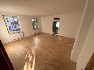 Bessungen: Helle 3-Zimmer Wohnung mit Balkon Klimaanlage und dezentraler Lüftung