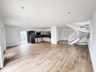 Stilvoll wohnen im Grünen – Einfamilienhaus mit großem Garten in Jüchen-Hochneukirch