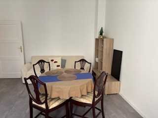 Ideal für Singles und Paare, für max. 9 Monate in Berlin Charlottenburg