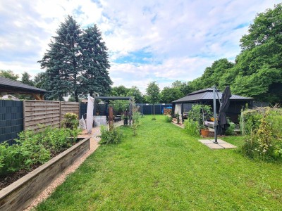 Sehr gepflegte Eigentumswohnung mit sonnigem großen 215m² Garten zur Eigennutzung