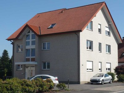 Lichtdurchflutete Dachgeschoss-Wohnung im angenehmen Wohnumfeld