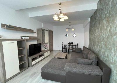Freundliche und vollständig renovierte 2-Raum-Wohnung mit Balkon und Einbauküche in Bad Oldesloe
