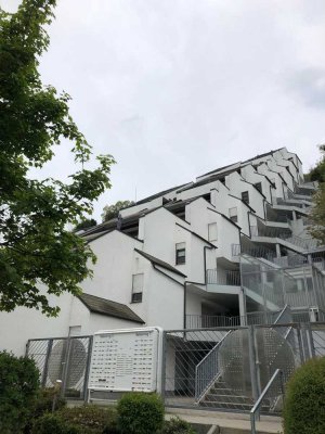 Kernsanierte, schöne Terrassen-Eigentumswohnung "Am Weinberg"