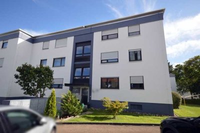 Gepflegte, lichtdurchflutete 3-Zimmer-Wohnung in ruhiger, bevorzugter Wohnlage (keine Haust./NR)