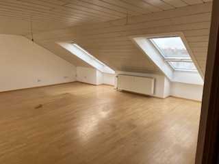 5-Zimmer-Penthouse-Wohnung mit Dachterrasse und Einbauküche in Speyer