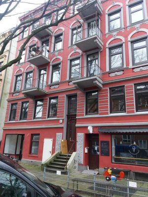 Exklusive, neuwertige 3-Zimmer-Penthouse-Wohnung in Hamburg-Eimsbüttel