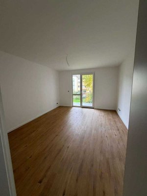 Komplett Sanierte 3-Zimmer Wohnung mit Balkon in Dinslaken