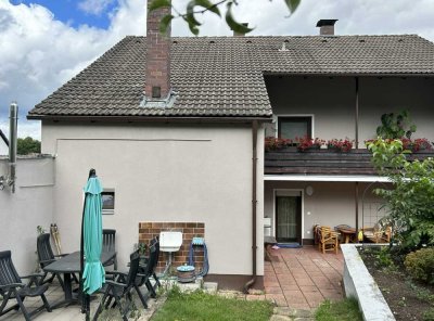Vollständig renovierte 3 -Raum-Wohnung mit Terrasse und grossem Garten in Pegnitz
