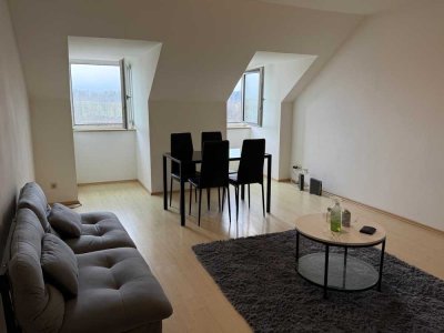Ruhige 2-Zimmer Dachgeschosswohnung in Passau-Hacklberg