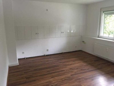 2-Zimmerwohnung mit großer Küche und Balkon