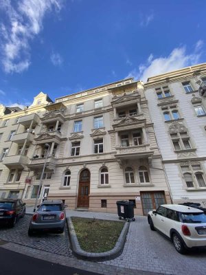 Schöne 2 Zimmer Wohnung - großer Balkon