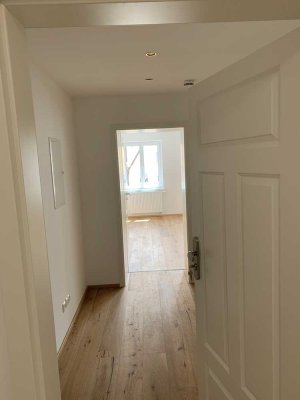 +++Wohnen inmitten der Altstadt Dillingen+++ - Kernsanierte 3 ZKB im 2. OG