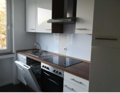 Erdgeschoßwohnung Seniorengeeignet Erstbezug nach Renovierung neue Einbauküche/neues Bad